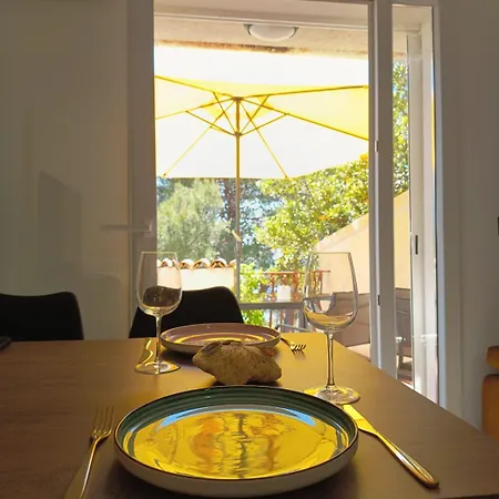 - Bilo Retreat By The Adriatic Apartment *
